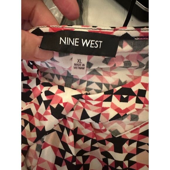 Nineswest Geometrical Sleeveless Blouse XL‎ - Picture 2 of 6